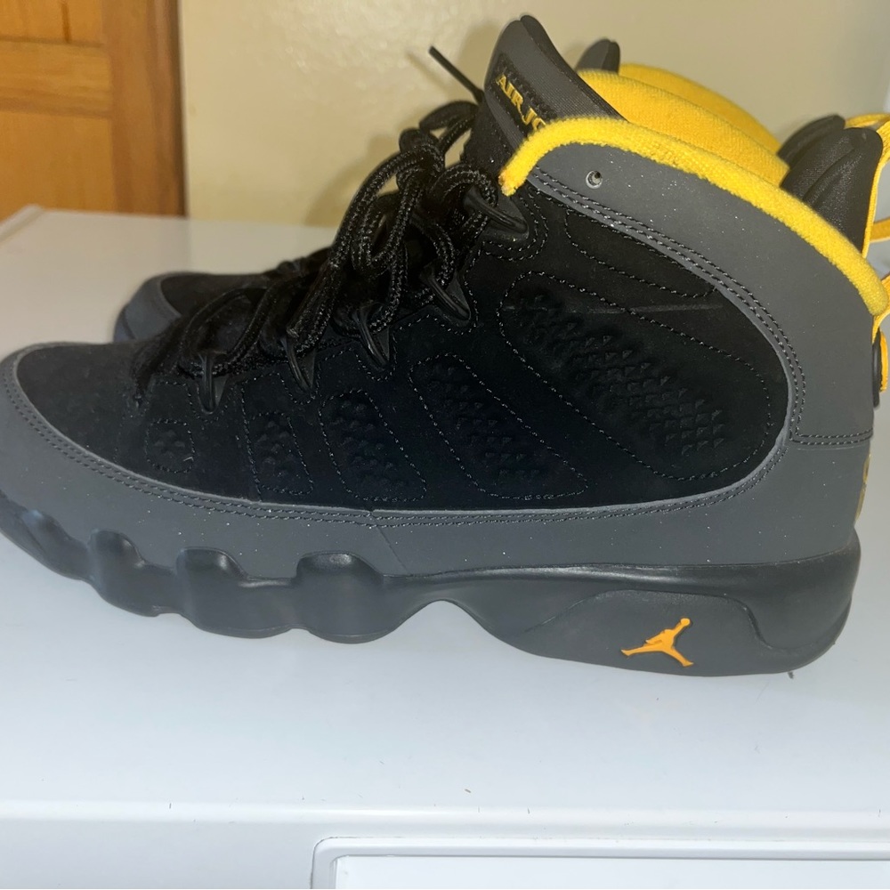 Jordan 9